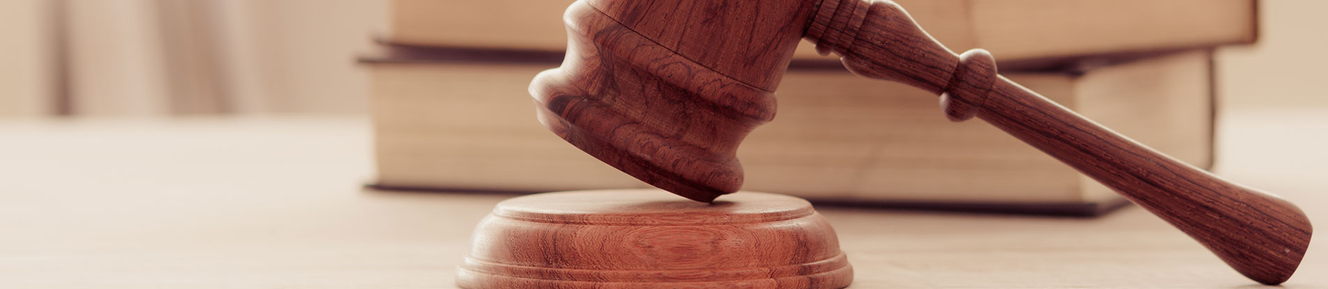 Resources/3/e26c0548-a5ff-45f4-bdff-e8ff59f27f46_Courts-and-Judges.jpg